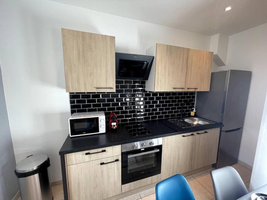 Appartement T2 Pour 3 Personnes Marsella Exterior foto